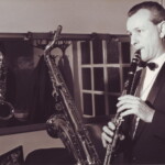 UNITED KINGDOM - JANUARY 01:  DE MONTFORT HALL  Photo of Jimmy GIUFFRE, Posed portrait of Jimmy Giuffre backstage, clarinet, saxophone  (Photo by Bill Wagg/Redferns)