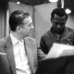 Miles Davis et Gil Evans pendant l'une des séance d'enregistrement de l'album "Miles Ahead" dans les studios Columbia en 1957
